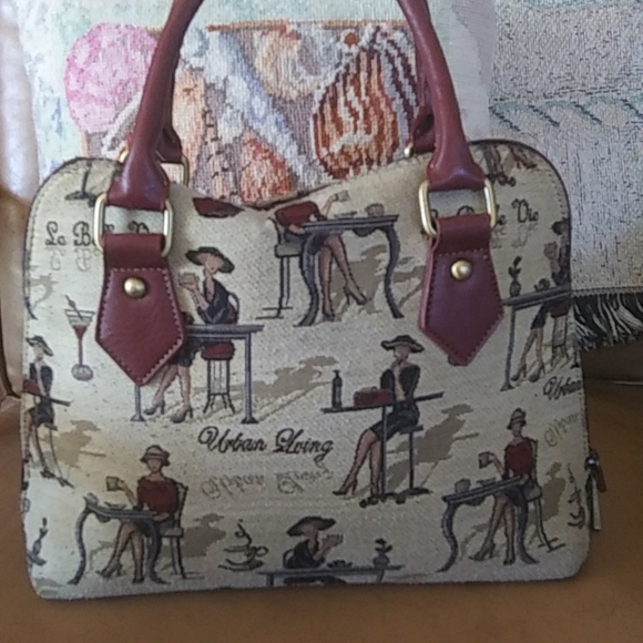 Tapestry Woman Seated At A Table  Signare Purse - Picture 4 of 6